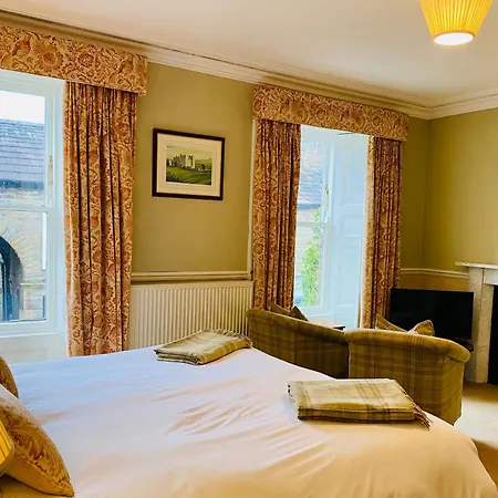 Inn Middle House 3*