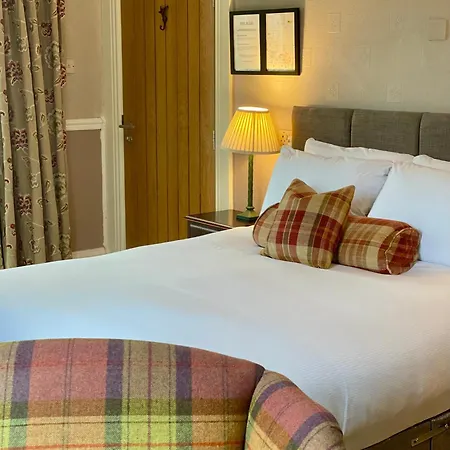 Middle House Inn